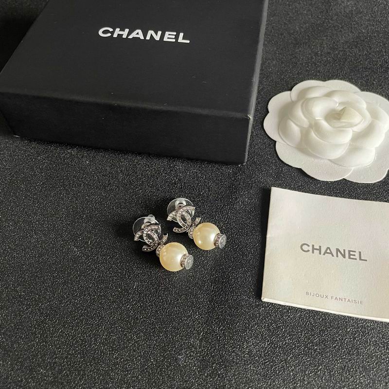 Chanel Earring 04yxs235